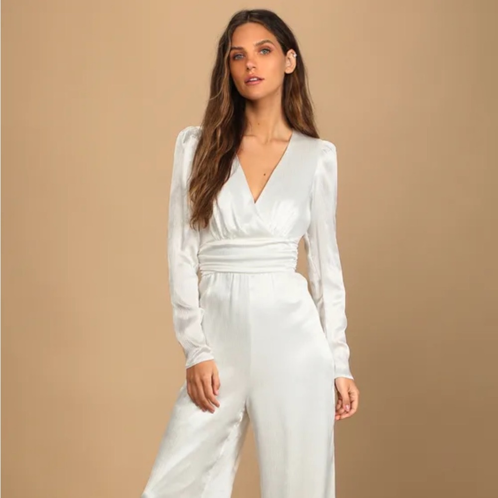 NWT Lulus white satin jumpsuit - Picture 1 of 16